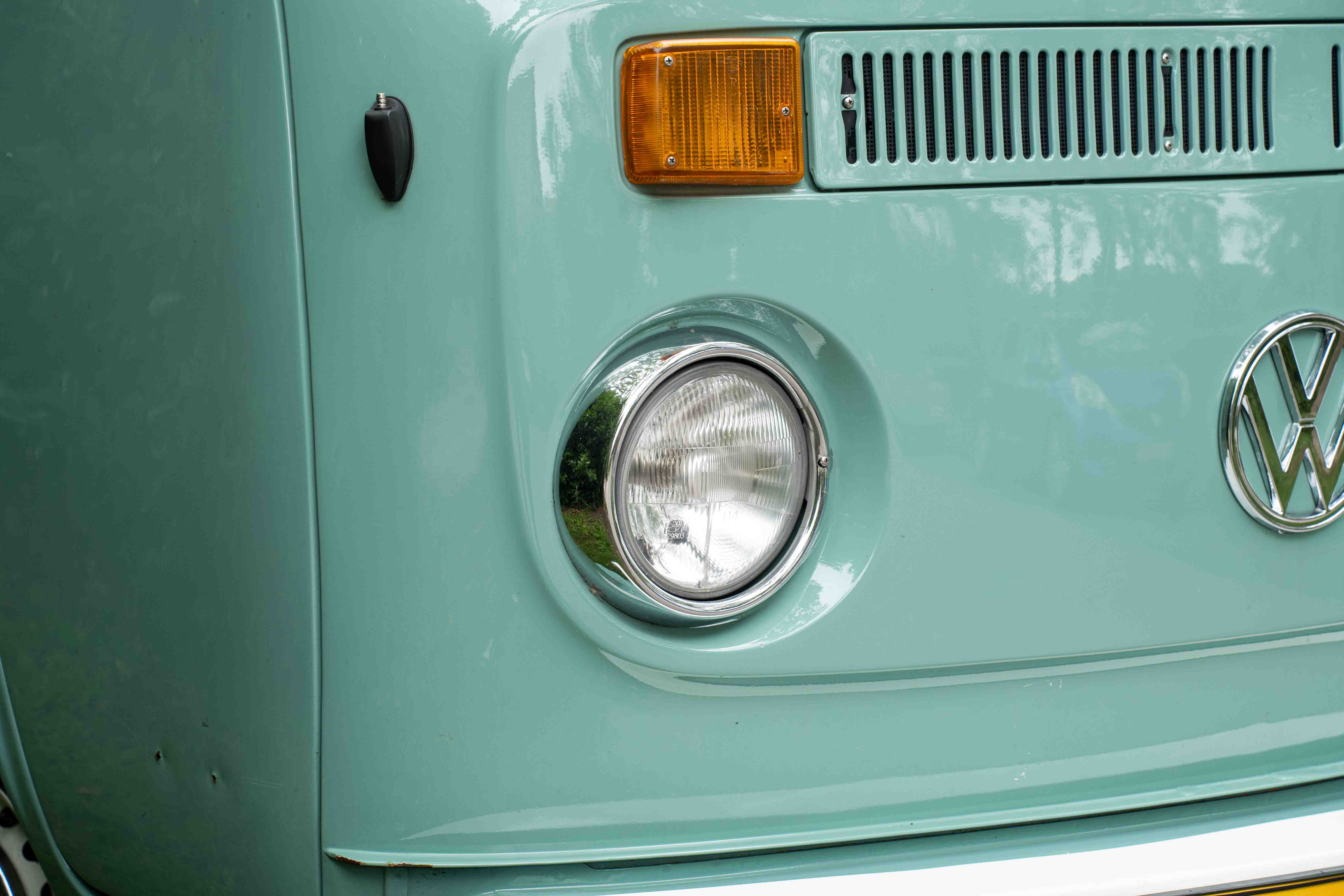 Volkswagen T2 Oldtimer bus (T2a & T2b): geschiedenis, techniek en huren in Groningen